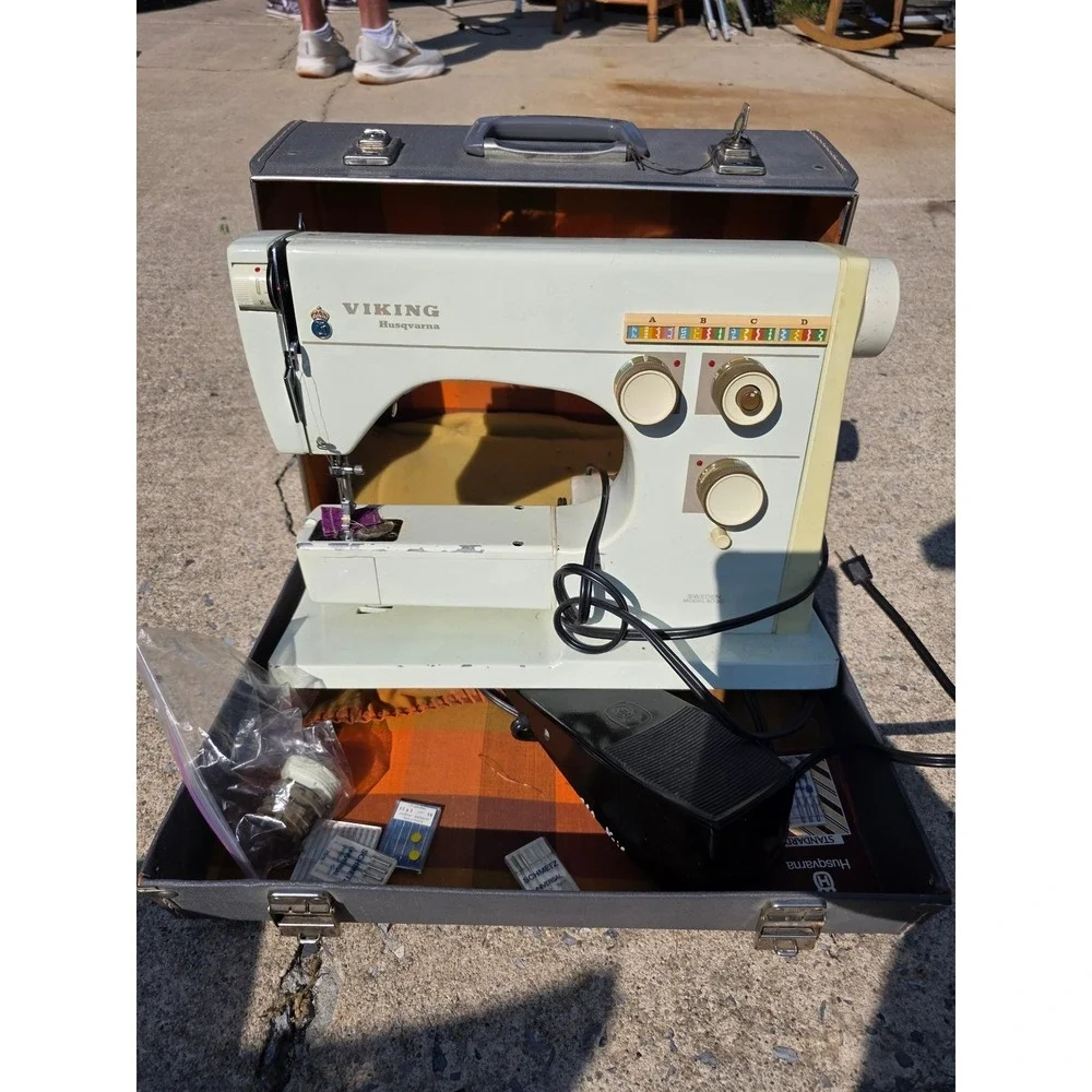 Husqvarna Viking 6030 Sewing Machine Made in Sweden with Case and Manual Vintage